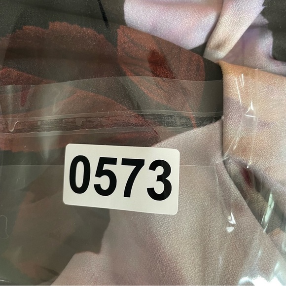 Calvin Klein Black Floral-Print Bell-Sleeve Sheath Dress 20573 - Picture 7 of 7